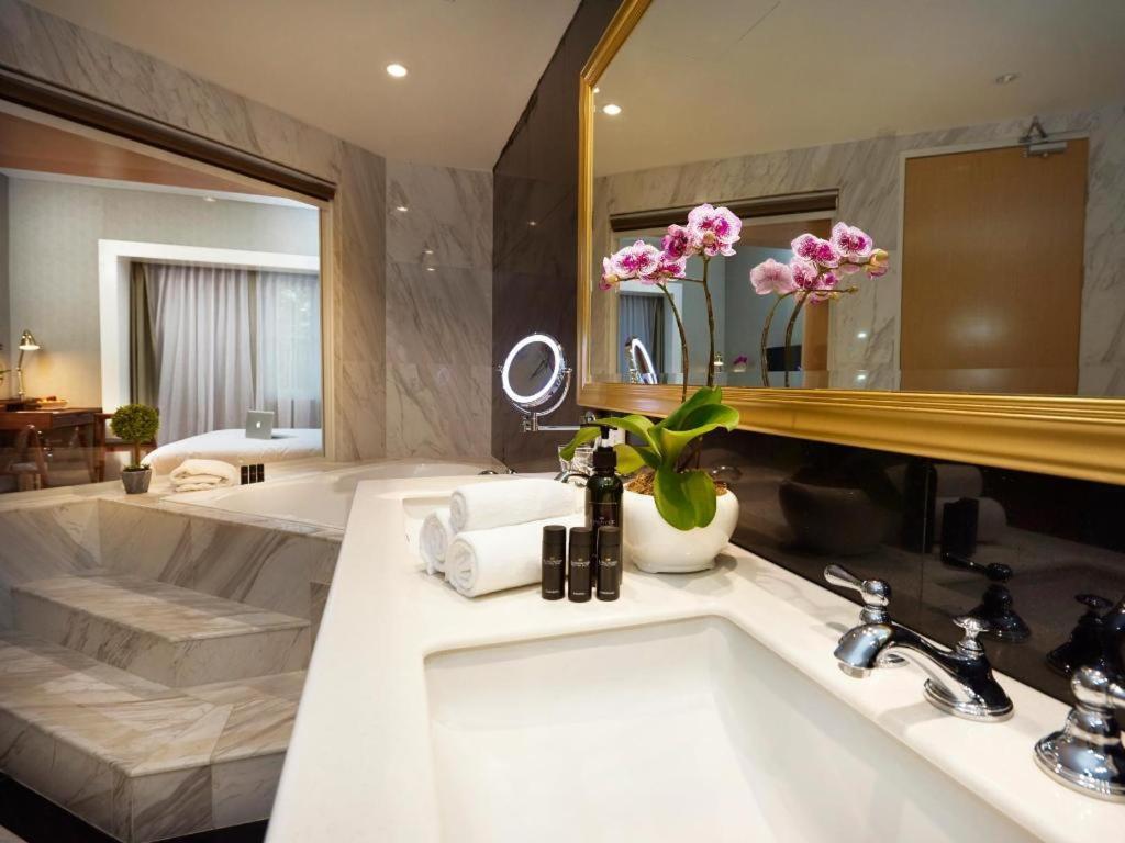 Kingwood Boutique Hotel Miri Eksteriør bilde